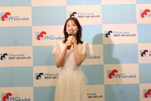 星風まどか 「万代リテールホールディングス」アンバサダー就任式に登壇!