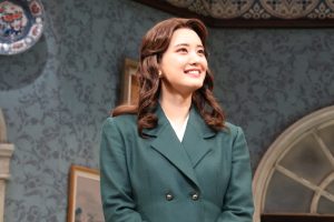 山崎紘菜 舞台「キャッシュ・オン・デリバリー」囲み取材に登壇!