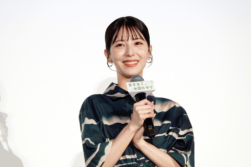 浜辺美波　映画『ほどなく、お別れです』大ヒット御礼舞台挨拶に登壇！