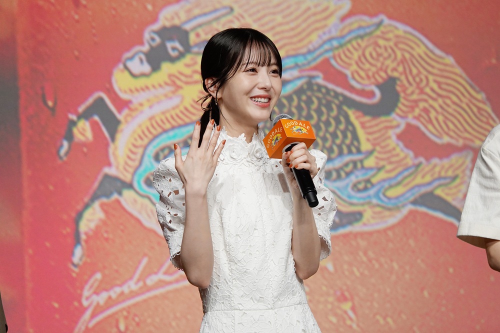 浜辺美波　「キリングッドエール」5,000万本突破!“大反響”御礼発表会に登壇！
